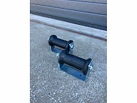 Bks - kielrol 133mm met houder - overige bootonderdeel (2x) - afbeelding 3 van  3