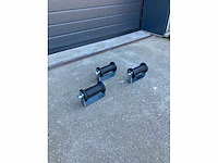 Bks - kielrol 133mm met houder - overige bootonderdelen (3x) - afbeelding 2 van  3