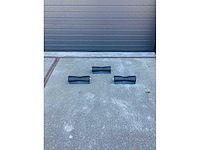Bks - kielrol 300mm met houder - overige bootonderdeel (3x) - afbeelding 2 van  3