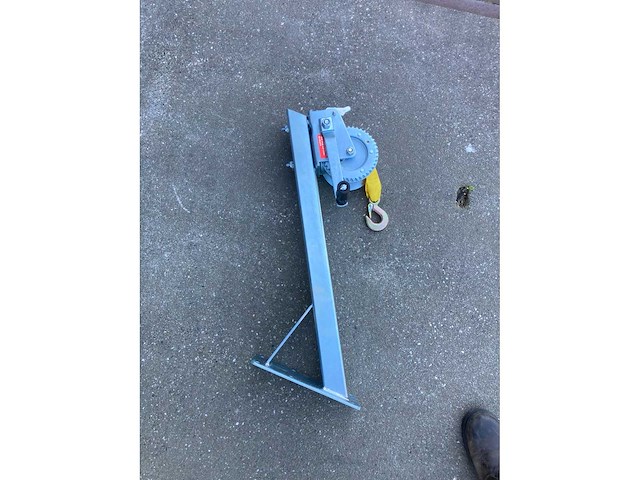 Bks - liersteun voor koker 60mm incl lier - overige bootonderdeel - afbeelding 4 van  5