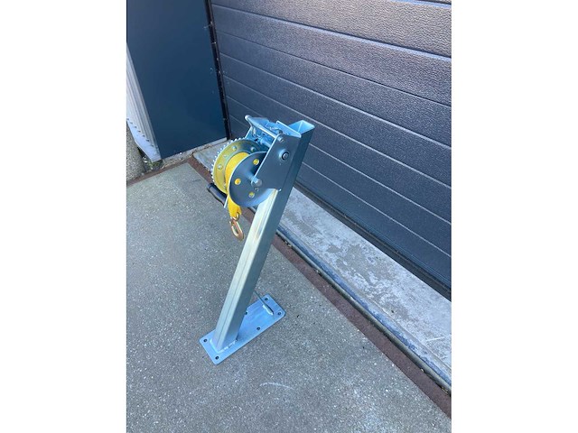 Bks - liersteun voor koker 60mm incl lier - overige bootonderdeel - afbeelding 1 van  1