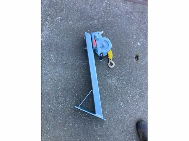 Bks - liersteun voor koker 60mm incl lier - overige bootonderdeel - afbeelding 4 van  5