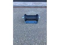 Bks - losse kielrol 133mm met houder - overige bootonderdeel - afbeelding 2 van  3
