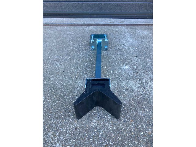 Bks - rubberen boegvanger met houder - overige bootonderdeel - afbeelding 3 van  3