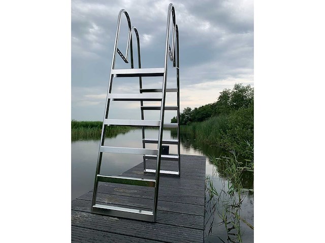 Bks - zte - 304 - 6 treden vlak/dicht - overige bootonderdeel - afbeelding 4 van  8