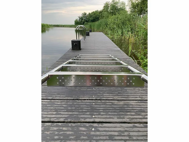 Bks - zte - 304 - 6 treden vlak/dicht - overige bootonderdeel - afbeelding 8 van  8