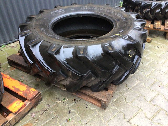 Bkt - 16.5/85 implement as504 - band - afbeelding 2 van  6