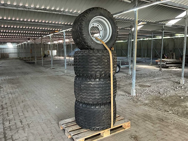 Bkt - implement-aw708 - band met velg (4x) - afbeelding 8 van  15