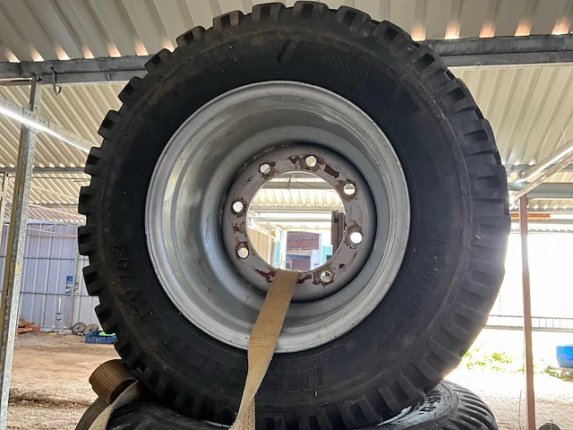 Bkt - implement-aw708 - band met velg (4x) - afbeelding 11 van  15