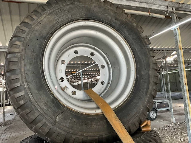 Bkt - implement-aw708 - band met velg (4x) - afbeelding 12 van  15