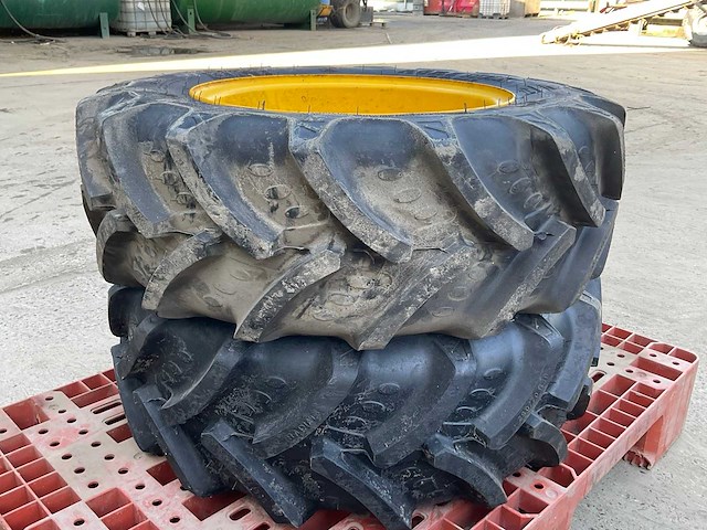 Bkt agrimax landbouwband met velg (2x) - afbeelding 2 van  4