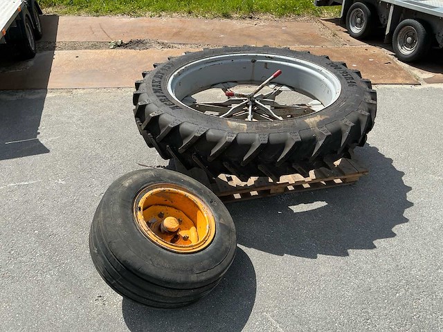 Bkt agrimax rt 955 band met velg - afbeelding 1 van  15