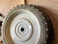 Bkt agrimax rt955 cultuurbanden set met velgen - afbeelding 9 van  9