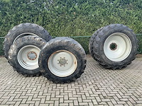 Bkt / alliance tractor banden met velgen set - afbeelding 1 van  12