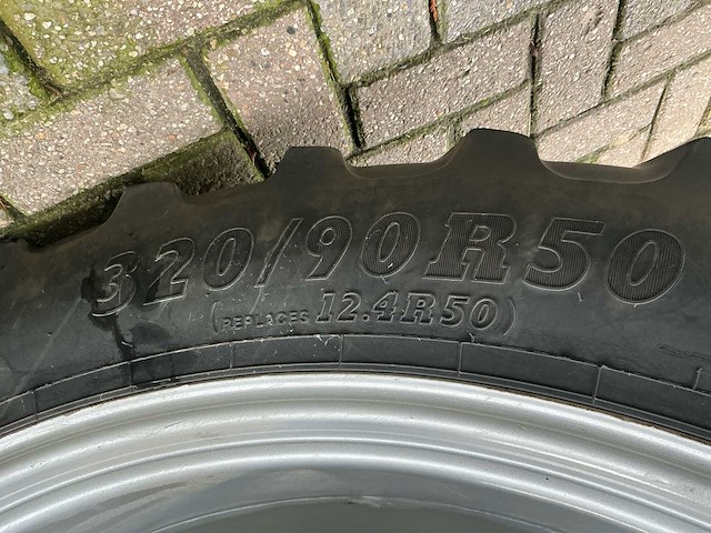 Bkt / alliance tractor banden met velgen set - afbeelding 9 van  12