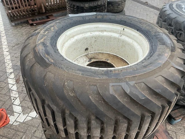 Bkt flotation 648 landbouwband (2x) - afbeelding 2 van  5