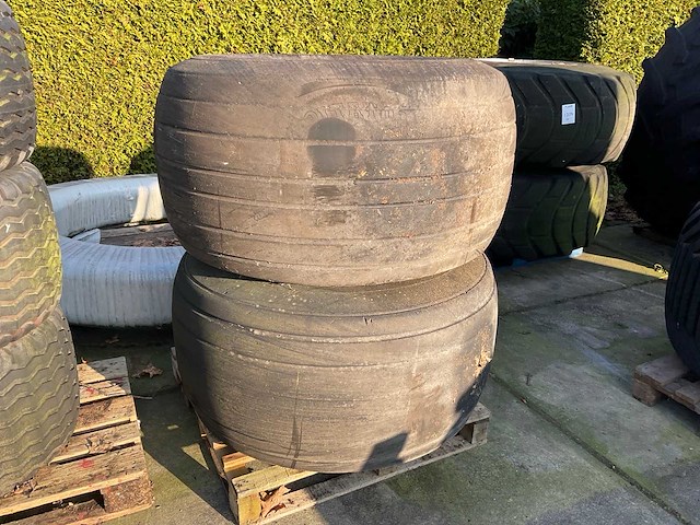 Bkt flotation rib 774 band met velg (2x) - afbeelding 1 van  8