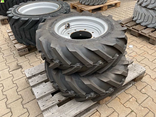 Bkt implement-as504 10,5/80-18 wiel (2x) - afbeelding 4 van  11