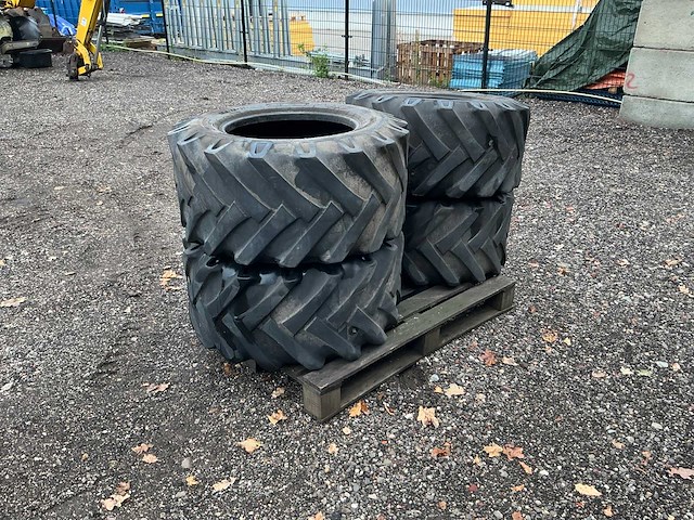 Bkt implement-as504 15.0/55 r17 band, wiel en velg - afbeelding 8 van  12