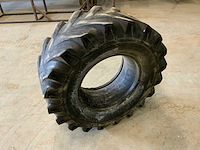 Bkt implemet as504 -11.5/80-15.3 tractorband met binnenband - afbeelding 1 van  6