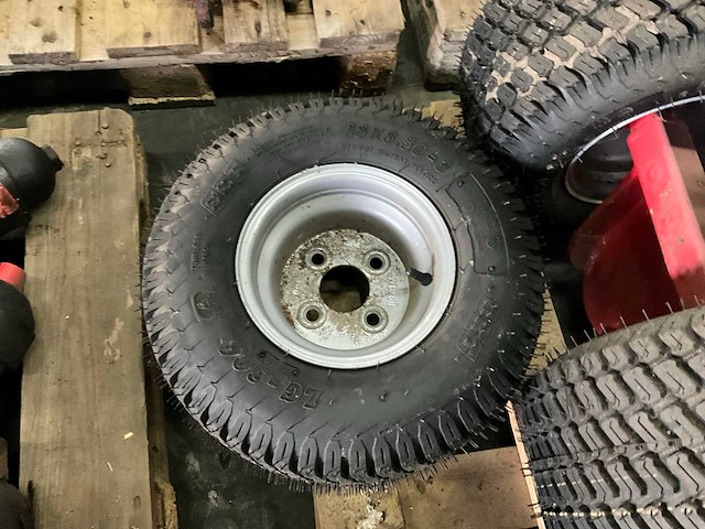 Bkt lg-306 band met velg - afbeelding 4 van  4