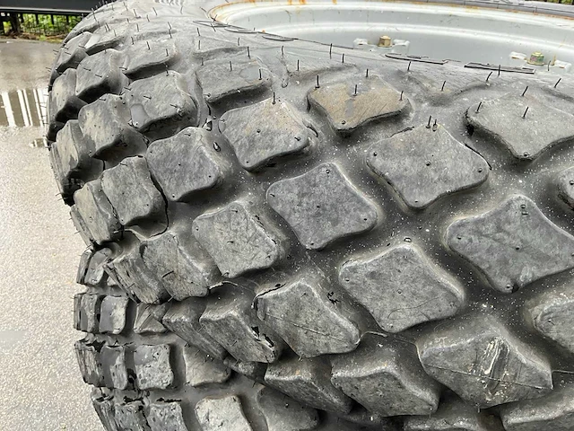 Bkt tr-387 band met velg (2x) - afbeelding 4 van  8