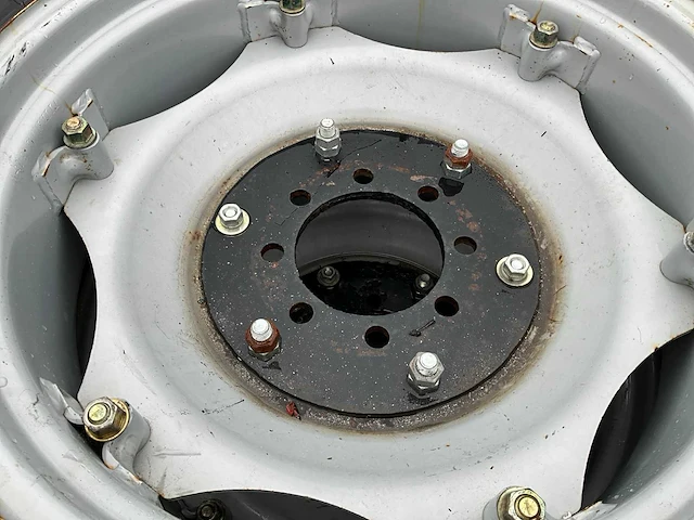 Bkt tr-387 band met velg (2x) - afbeelding 8 van  8