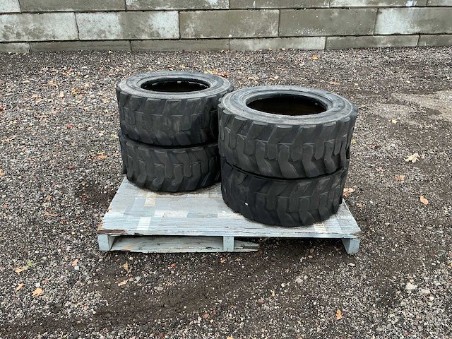 Bkt wide wall 27x10.50 r15 band, wiel en velg - afbeelding 5 van  12