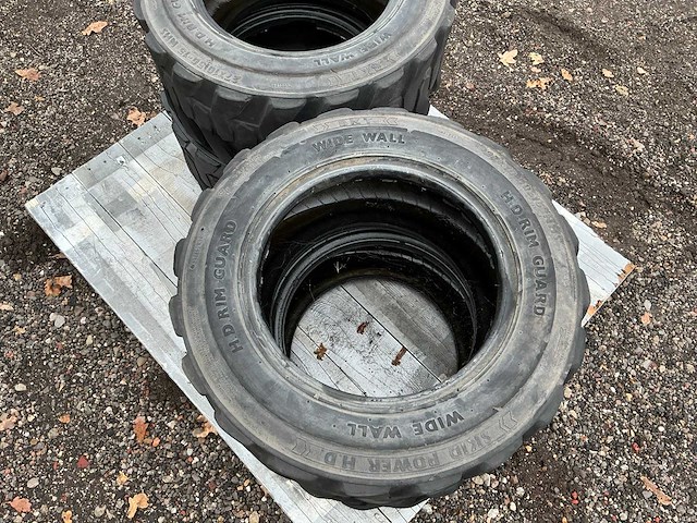 Bkt wide wall 27x10.50 r15 band, wiel en velg - afbeelding 12 van  12
