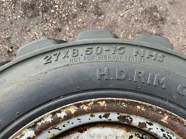 Bkt wide wall 27x8,50 r15 band, wiel en velg - afbeelding 4 van  12