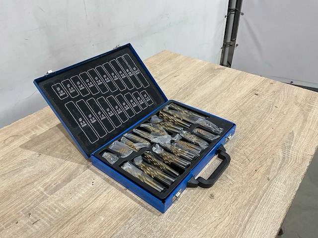 Bkw borenset 170 delig - afbeelding 2 van  8