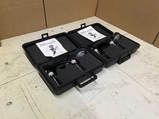 B&l engineering hydraulische handdynamometer bl5001 (x2) - afbeelding 1 van  5