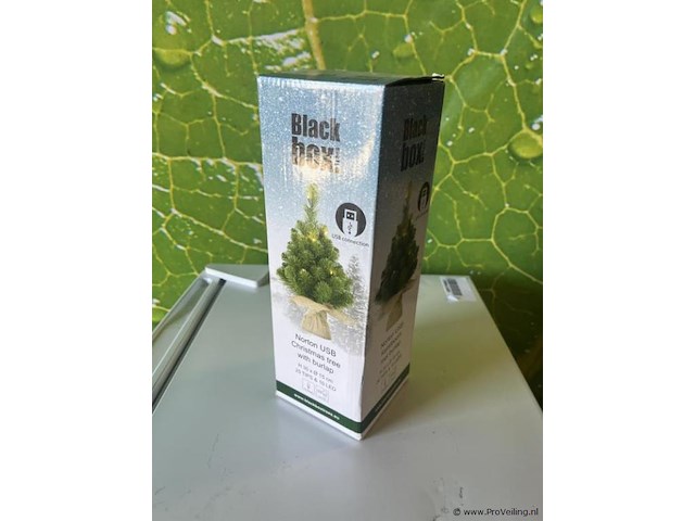 Black box norton usb kerstboom met burlap - afbeelding 1 van  4
