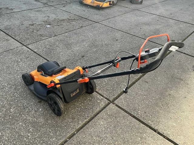 Black + decker 2000w grasmaaier - afbeelding 4 van  6
