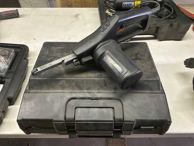 Black & decker bd292e bandschuurmachine - afbeelding 1 van  5