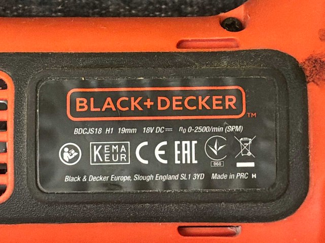 Black+ decker boormachine en decoupeerzaag accugereedschap (2x) - afbeelding 4 van  6