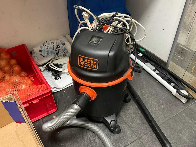 Black & decker bxcv20pe industriële stofzuiger - afbeelding 1 van  3