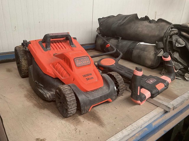 Black + decker grasmaaier - afbeelding 2 van  5