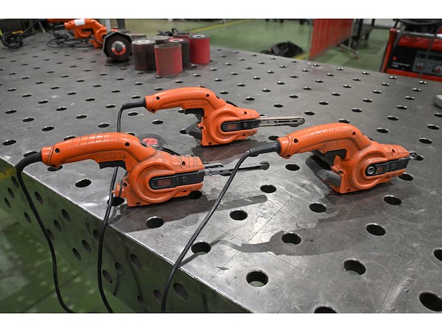 Black & decker ka900e handschuurmachine (3x) - afbeelding 1 van  4