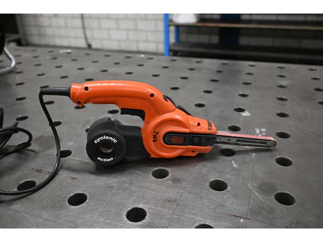 Black & decker ka900e handschuurmachine - afbeelding 1 van  3