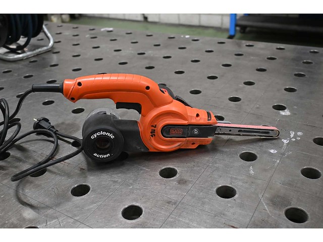 Black & decker ka900e handschuurmachine - afbeelding 1 van  3