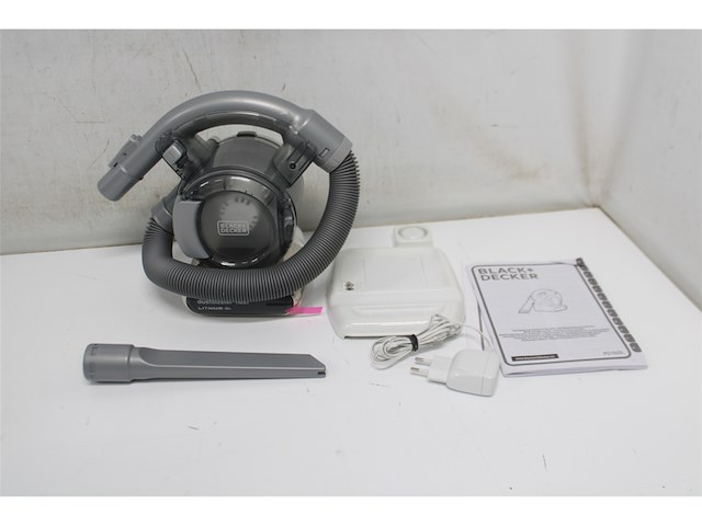 Black & decker pd1820lf zakloos zwart, chroom handstofzuiger - afbeelding 5 van  6