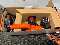 Black & decker stripschuurmachine (7x) - afbeelding 3 van  4