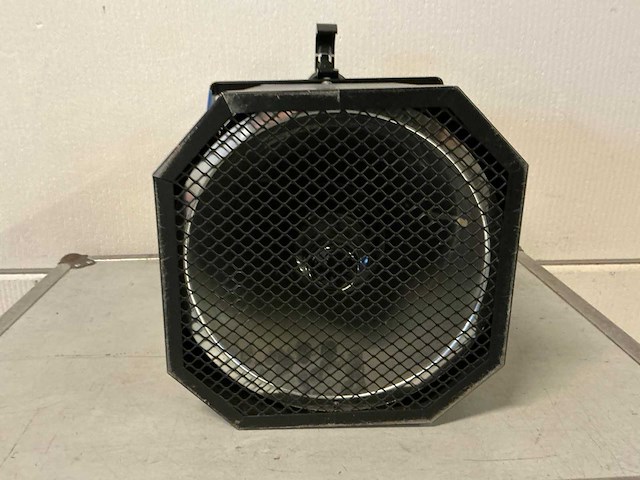 Black light - afbeelding 2 van  3