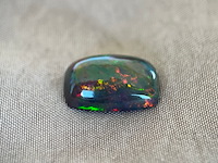 Black opal - 5.45 carat natuurlijke black opal - afbeelding 3 van  3