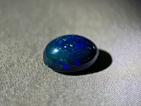 Black opal - 7.64 carat natuurlijke black opal