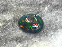 Black opal - 7.72 carat natuurlijke black opal - afbeelding 1 van  4