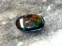 Black opal - 7.83 carat natuurlijke black opal - afbeelding 2 van  4