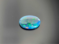 Black opal 2.94 carat natuurlijke black opal - afbeelding 1 van  4