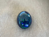Black opal 7.64 carat natuurlijke black opal - afbeelding 2 van  4